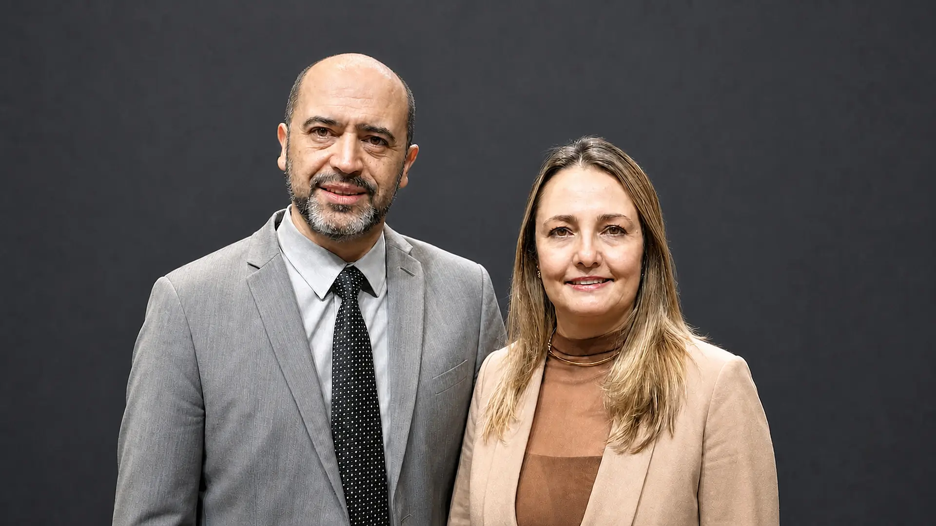 Pr. Nilson - Pra. Vanessa Auxiliares